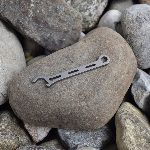 Pry.Me Bottle Opener In Use